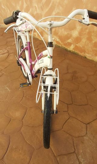 Bicicleta niña, blanca