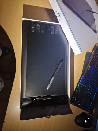 Tablet Huion 1060 Plus graf. profesional