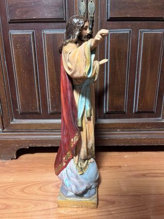 Sagrado Corazón Jesús: Estatua
