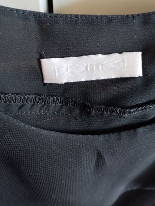 Top negro gasa tirantes, ideal para estas fiestas.