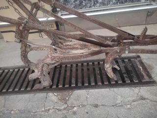 Arado antiguo de un caballo