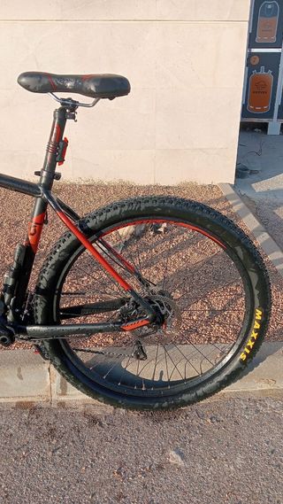 Bicicleta Scott Scale 27.5" Talla L