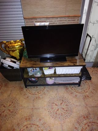 Mesa TV industrial - Madera y metal
