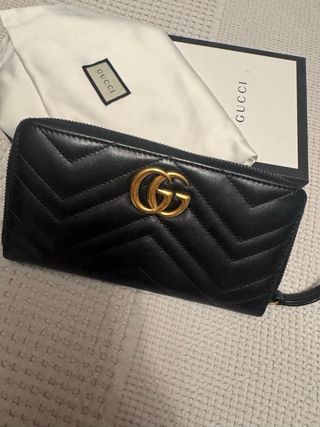 Cartera Gucci negra