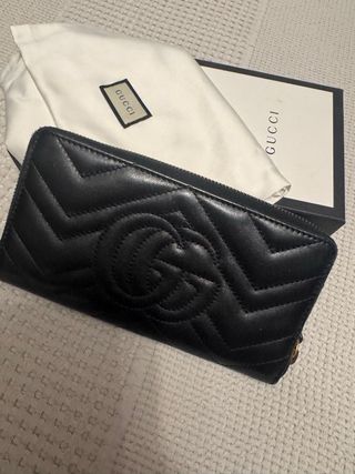 Cartera Gucci negra