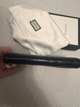 Cartera Gucci negra