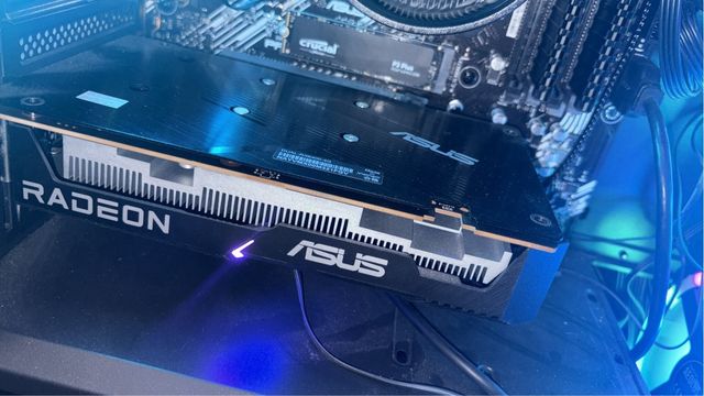 Tarjeta gráfica Asus Radeon RX 6400