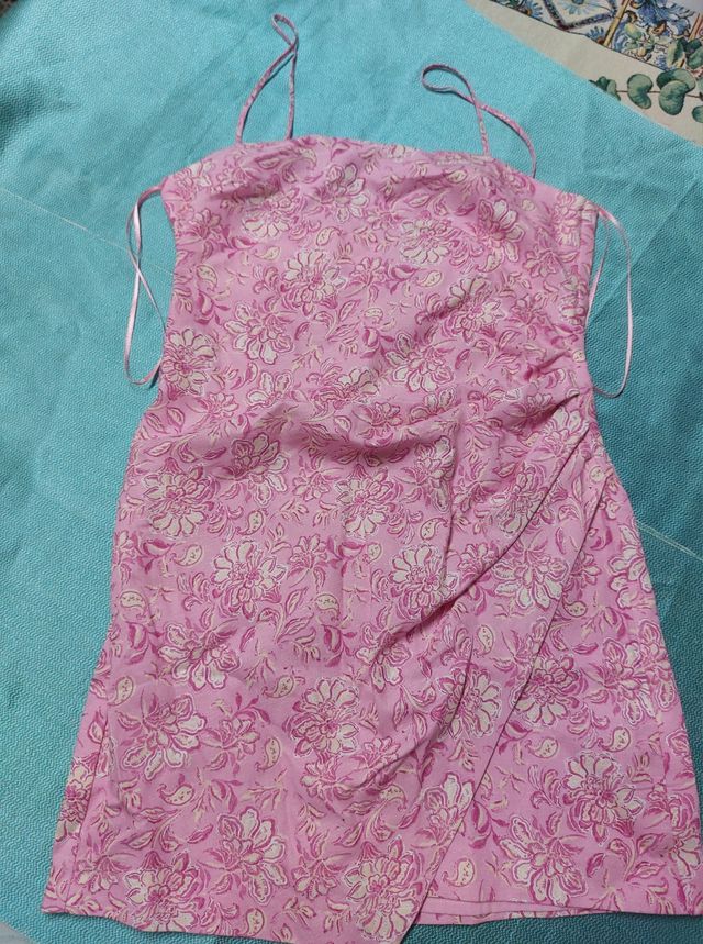 Vestido Zara. Nuevo con etiqueta.