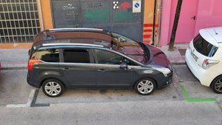 Peugeot 5008 2014