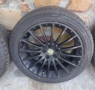juego de llantas 17” alfa romeo 
