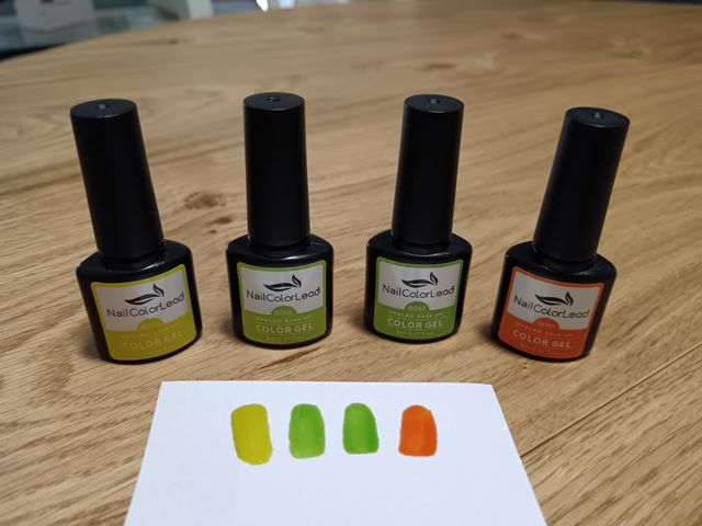 Esmaltes permanentes NailColorLead (4 uds)