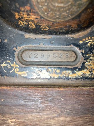 Máquina coser SINGER antigua