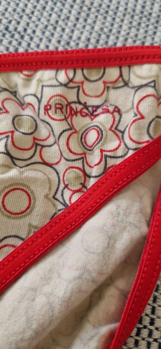 2 Braguitas mujer, Princesa.