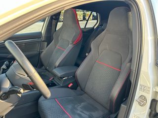 Volkswagen Golf 8 GTI Clubsport techo