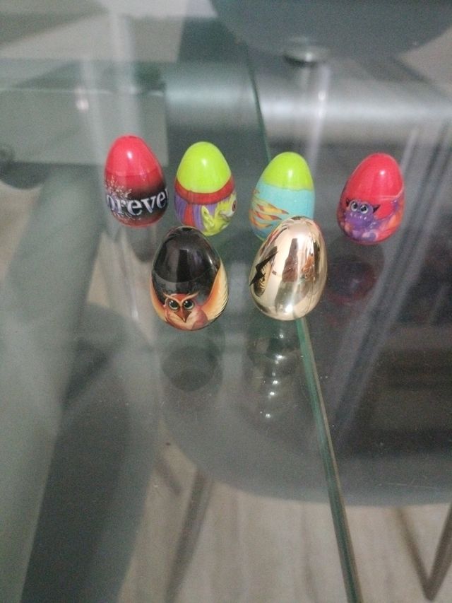 6 Huevos Coleccionables
