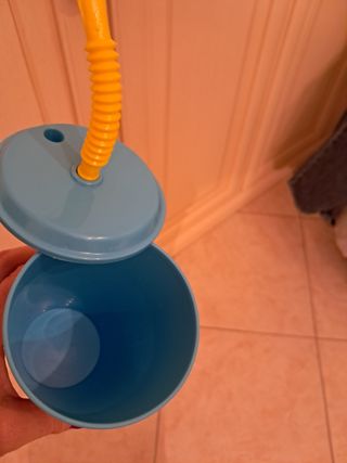 Bicchiere Me contro Te