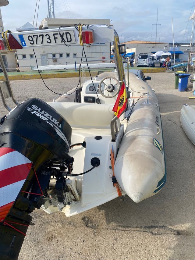 Zodiac Medline 1: Barca neumática