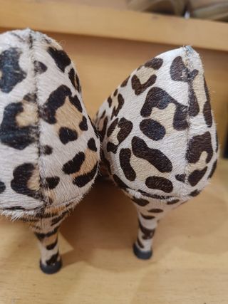 Tacones Zara animal print - talla 37