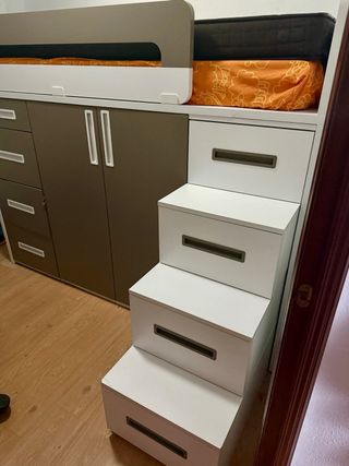 Cama alta Habitation juvenil con escalera