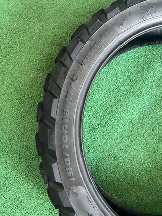 Neumático Metzeler Karoo 4 150/70R18 KTM y Yamaha 