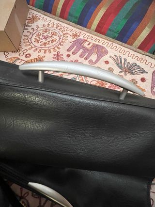 Bolso bandolera piel negra