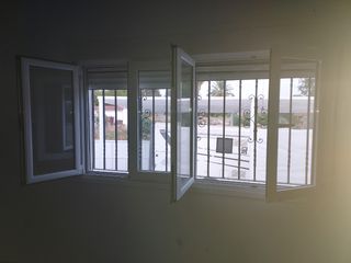 Ventanas aluminio blanco. 7 unidades 