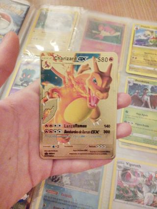 Carta Charizard GX Gold