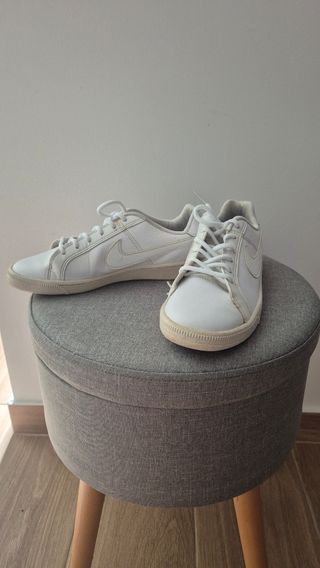 Tênis Nike Branco