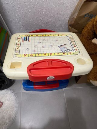 Escritorio infantil vintage