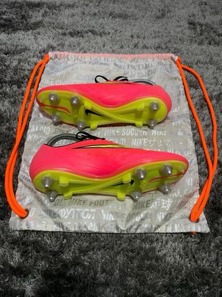 Nike Hypervenom Phatal SG PRO