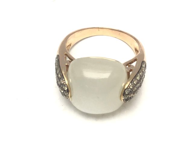 sello oro 18k con piedra con diamante