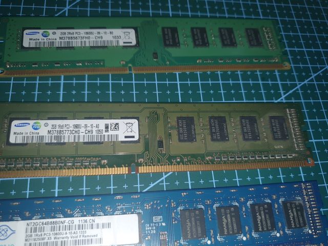 Módulos RAM 2GB DDR3 12800 Kingston/Samsung