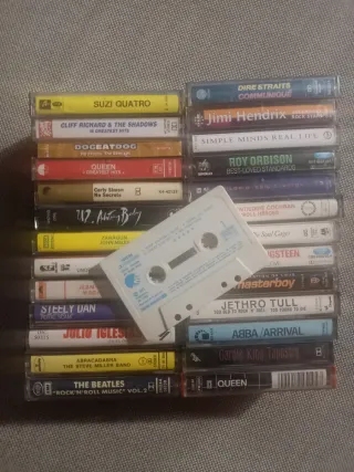 de 4 a 10€ la unidad: cintas de Casette