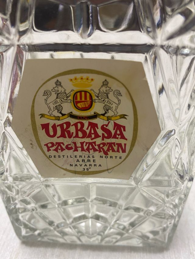 Botella Pacharán Urbasa vintage