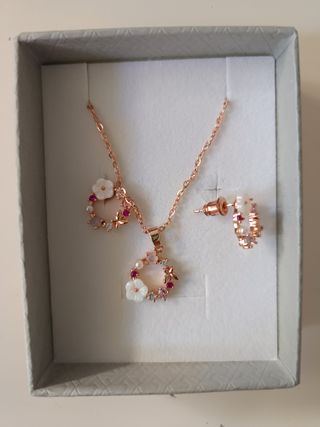 Conjunto Joyas Flores Rosa Dorado