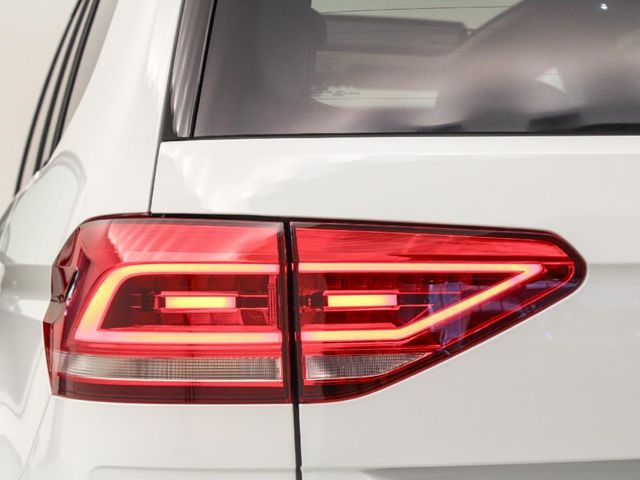 VOLKSWAGEN TOURAN R-LINE 2.0 TDI 150 CV DSG 7