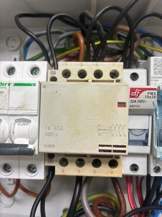 electricista baja tencion