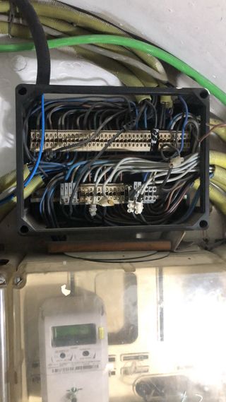 electricista baja tencion