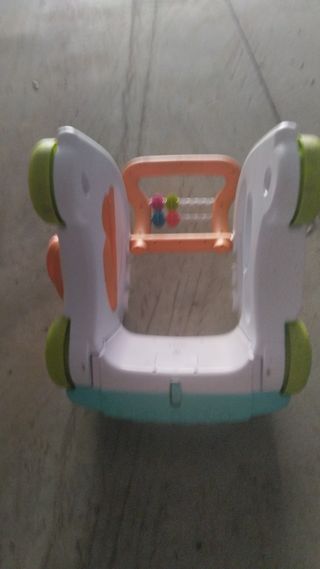 Gioco primi passi a macchinina Infantino