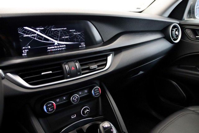 Alfa Romeo Stelvio 2.2 D TURBO 190CV EXECUTIVE AUTO RWD 5P