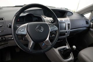 SsangYong Rodius 2.0 XDI LIMITED 5P 7 PLAZAS
