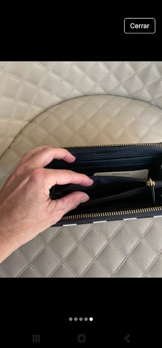 Cartera lunares blanco y negro