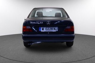 Mercedes-Benz Clase E E-CLASS 300 CE 24V 2P
