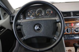 Mercedes-Benz Clase E E-CLASS 300 CE 24V 2P