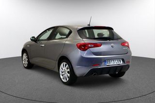Alfa Romeo Giulietta 1.6 JTDM 88KW SPORT 5P