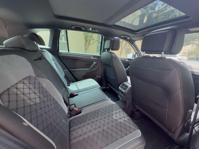 Volkswagen Tiguan 2.0 TDI 150cv DSG 4Motion R-Line