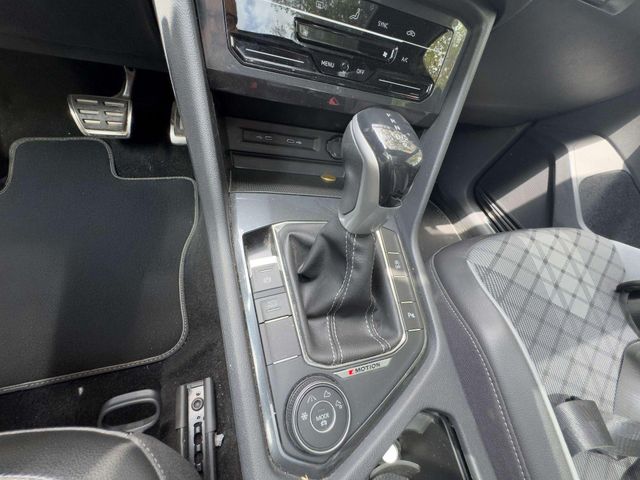 Volkswagen Tiguan 2.0 TDI 150cv DSG 4Motion R-Line