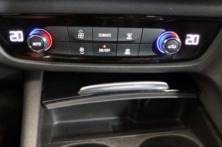 Opel Insignia SPORTS TOURER 1.5 TURBO XFT INNOVATION ST 5P