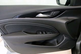 Opel Insignia SPORTS TOURER 1.5 TURBO XFT INNOVATION ST 5P