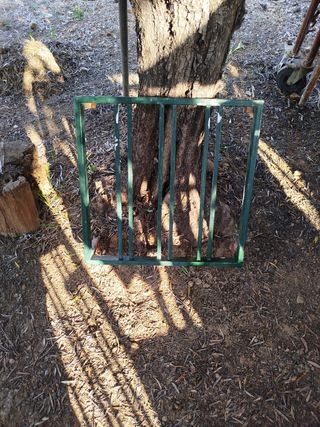 Reja metálica verde